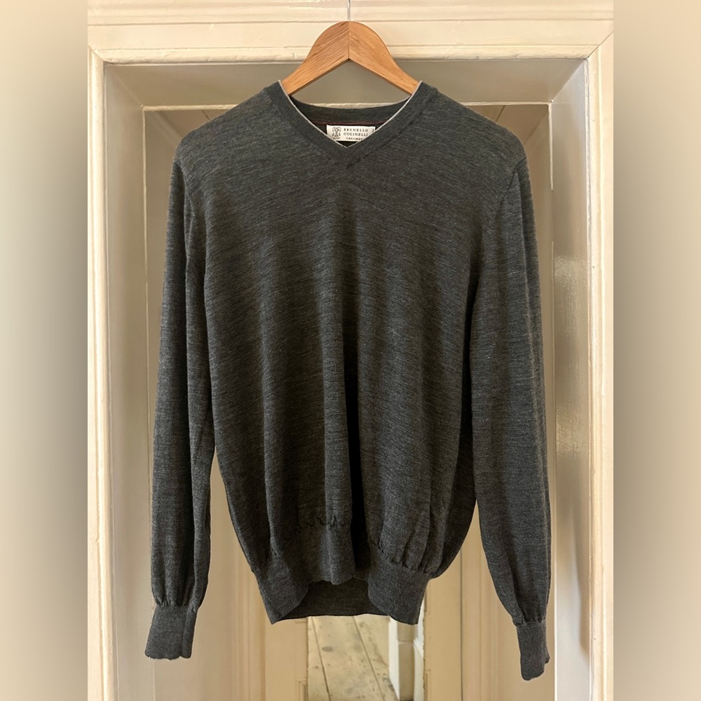 Brunello Cucinelli Men’s Grey Wool V-Neck Pullover sz L/50